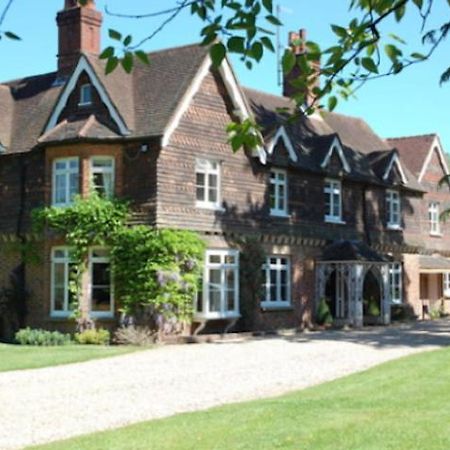 Blackbrook House Bed And Breakfast Dorking Exterior photo